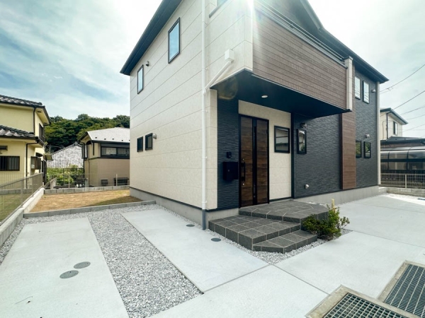 横浜市戸塚区名瀬町　新築一戸建て