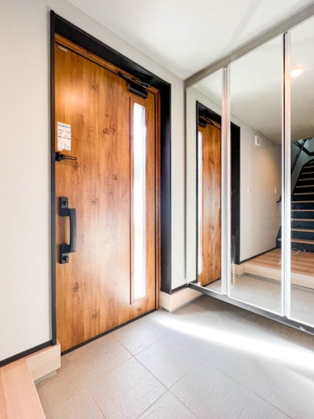 横浜市鶴見区駒岡１丁目　新築一戸建て