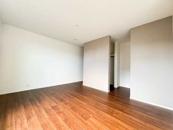 藤沢市亀井野　新築一戸建て