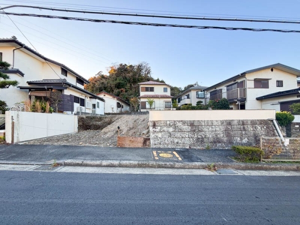 鎌倉市今泉台６丁目　新築一戸建て