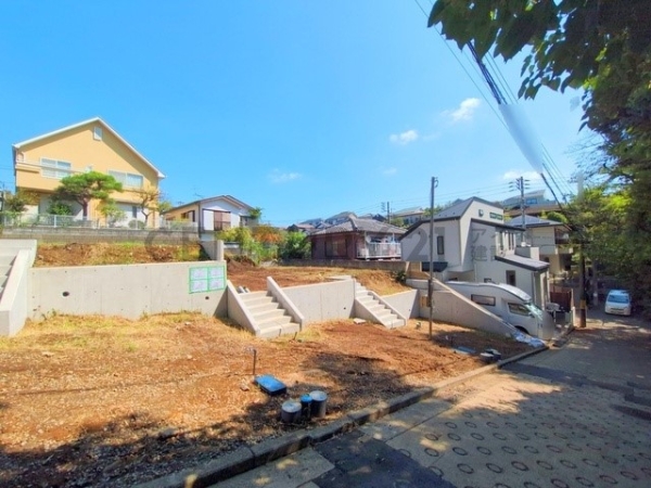 横浜市港北区下田町３丁目　新築一戸建て