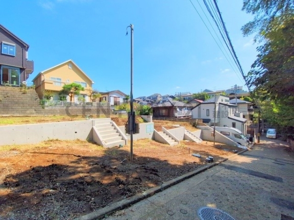 横浜市港北区下田町３丁目　新築一戸建て