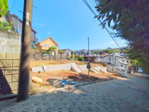 横浜市港北区下田町３丁目　新築一戸建て