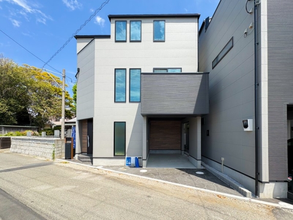 藤沢市鵠沼神明３丁目　新築一戸建て