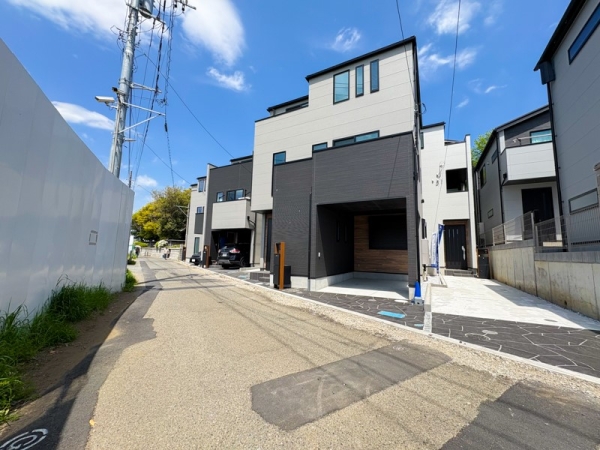 藤沢市鵠沼神明３丁目　新築一戸建て