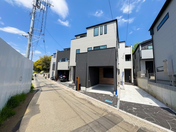 藤沢市鵠沼神明３丁目　新築一戸建て