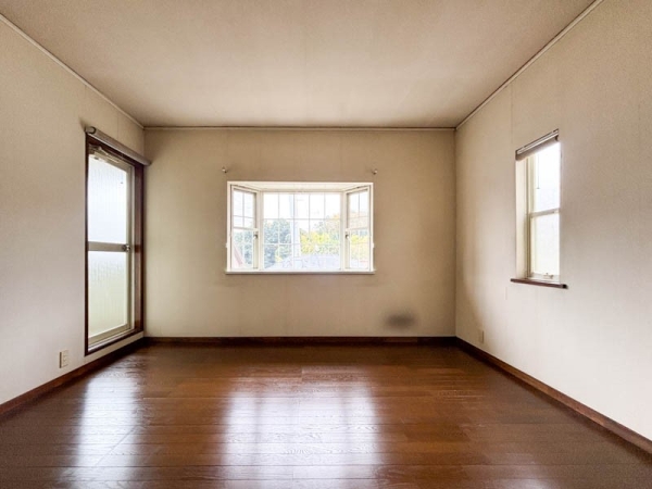 横浜市神奈川区菅田町の中古一戸建て