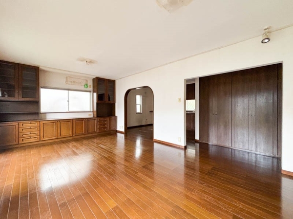 横浜市神奈川区菅田町の中古一戸建て