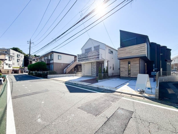 川崎市宮前区馬絹１丁目　新築一戸建て