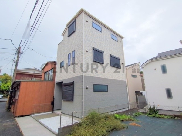 横浜市西区西戸部町３丁目　新築一戸建て