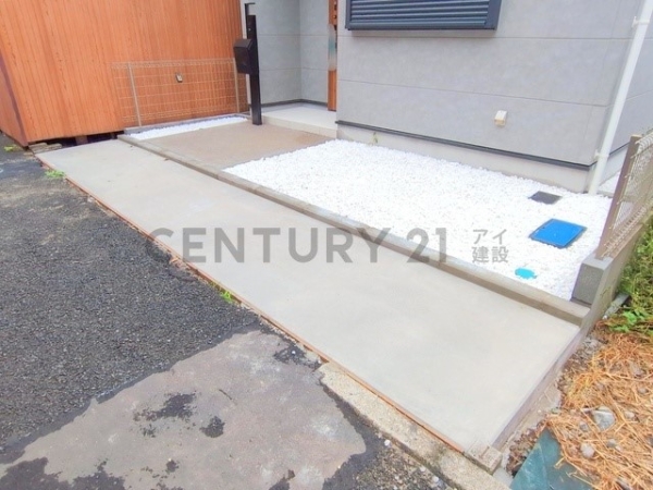 横浜市西区西戸部町３丁目　新築一戸建て