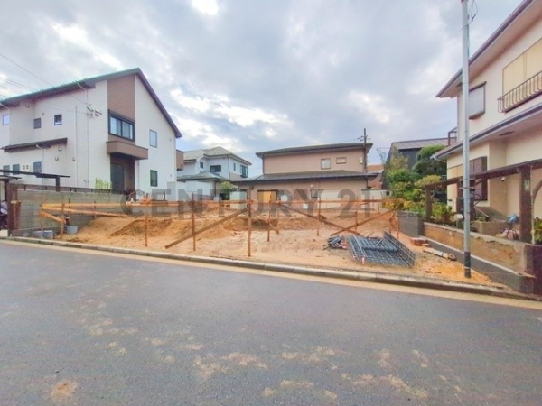 横浜市金沢区富岡西４丁目　新築一戸建て