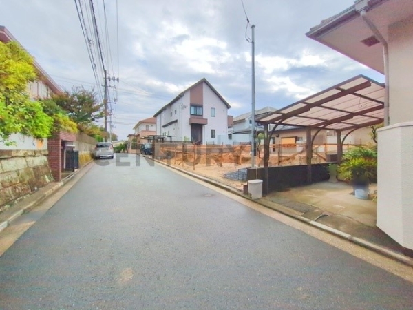 横浜市金沢区富岡西４丁目　新築一戸建て