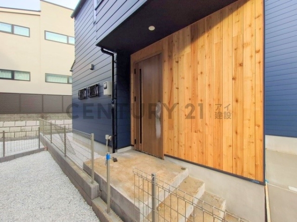 横浜市青葉区新石川４丁目　新築一戸建て
