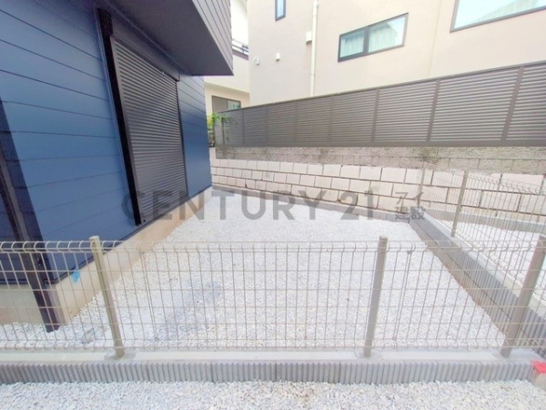 横浜市青葉区新石川４丁目　新築一戸建て