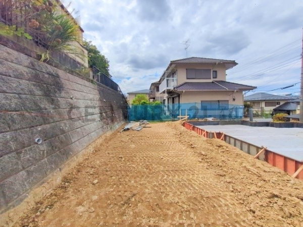 横浜市青葉区鴨志田町　新築一戸建て