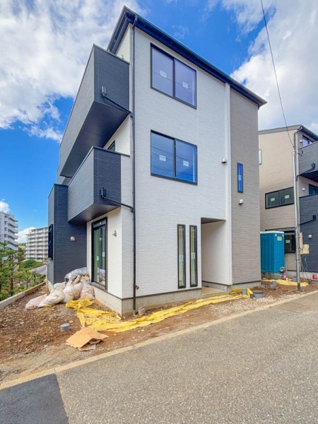 鎌倉市台４丁目　新築一戸建て