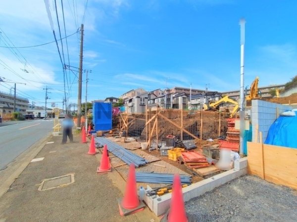横浜市神奈川区菅田町　新築一戸建て
