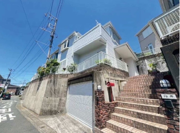 横浜市栄区飯島町　中古一戸建て