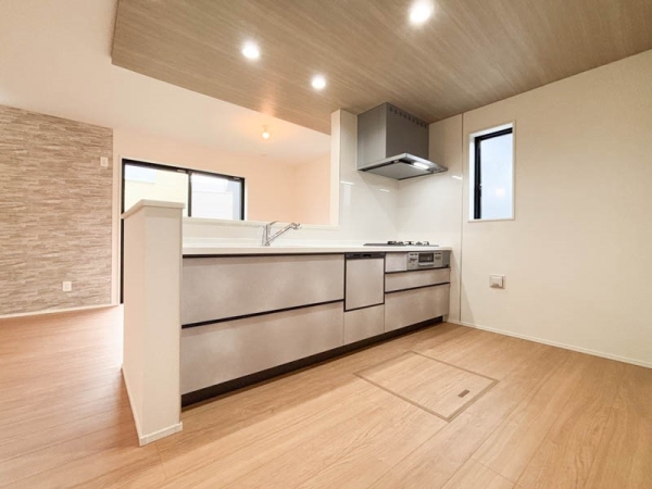 横浜市栄区飯島町　新築一戸建て