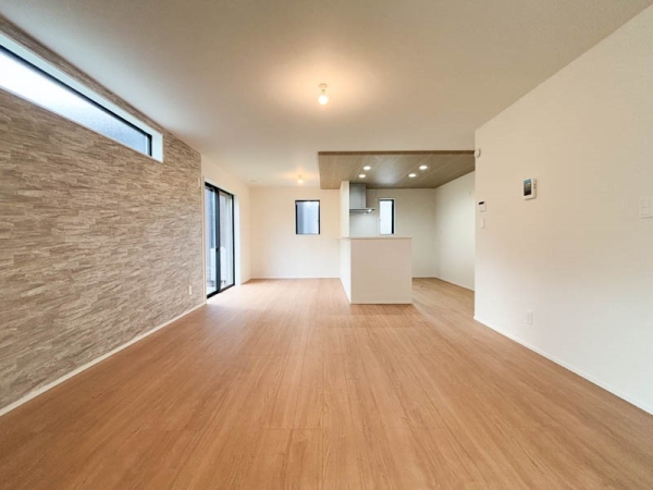 横浜市栄区飯島町　新築一戸建て