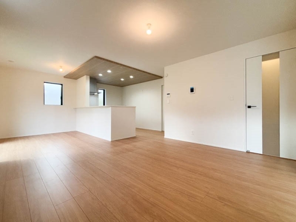 横浜市栄区飯島町　新築一戸建て