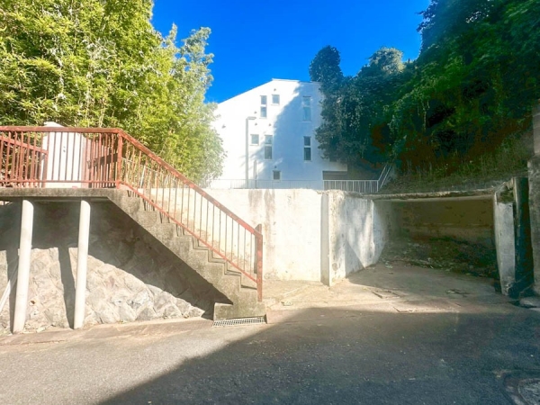 横浜市中区本牧間門の土地