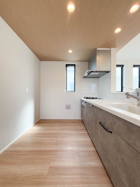 藤沢市弥勒寺３丁目　新築一戸建て