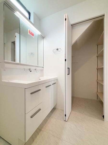 藤沢市弥勒寺３丁目　新築一戸建て