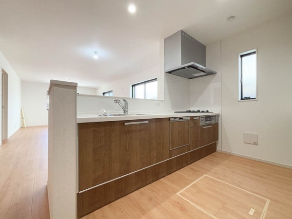 逗子市久木８丁目　新築一戸建て