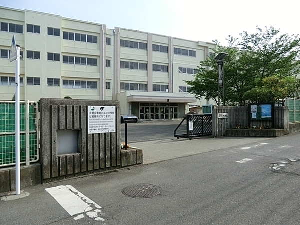 茅ヶ崎市南湖４丁目　新築一戸建て(茅ケ崎市立西浜中学校)