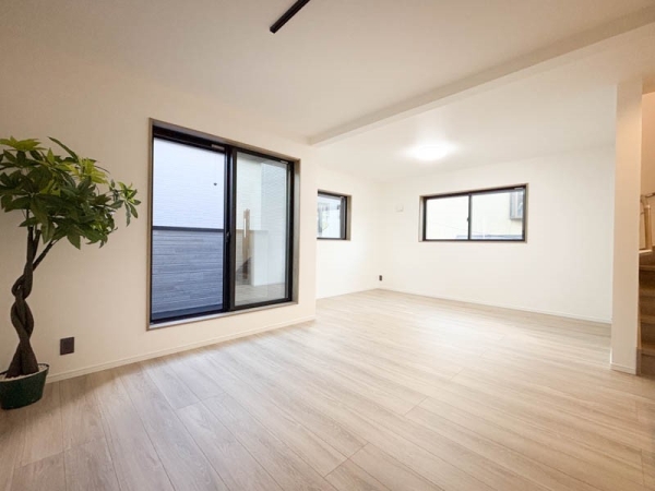 横浜市青葉区もみの木台　新築一戸建て