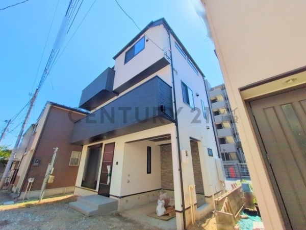 横浜市鶴見区生麦３丁目　新築一戸建て