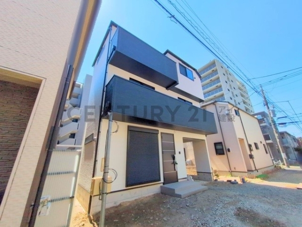 横浜市鶴見区生麦３丁目　新築一戸建て