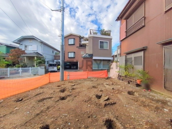 横浜市鶴見区生麦４丁目　新築一戸建て