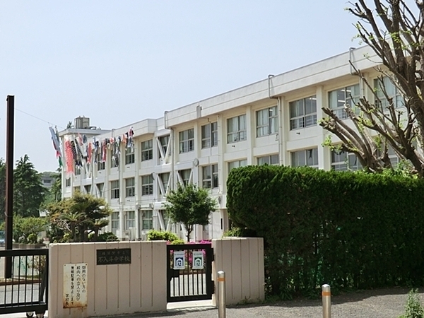 横須賀市深田台　新築一戸建て(横須賀市立不入斗中学校)