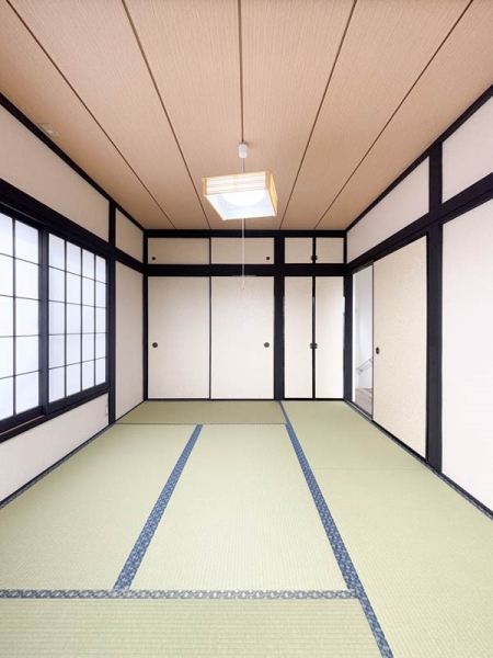横浜市磯子区滝頭１丁目の中古一戸建て