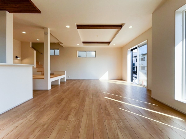 横浜市旭区上白根２丁目　新築一戸建て