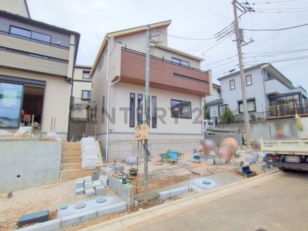 横浜市旭区上白根２丁目　新築一戸建て