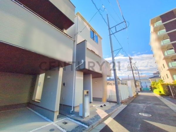 川崎市幸区小向西町４丁目　新築一戸建て