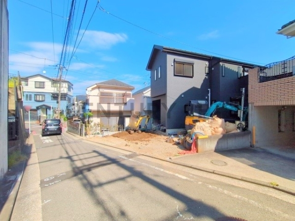 横浜市南区六ツ川２丁目　新築一戸建て