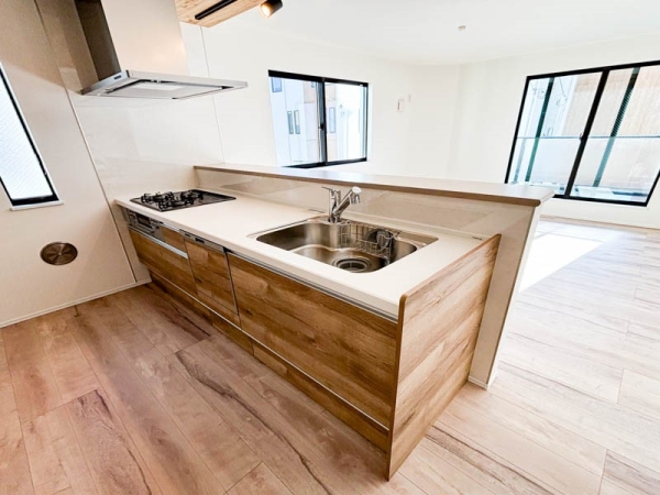 横浜市港南区芹が谷１丁目　新築一戸建て