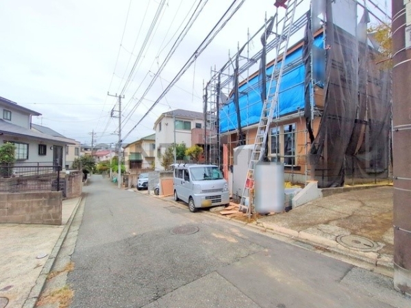 横浜市泉区白百合１丁目　新築一戸建て