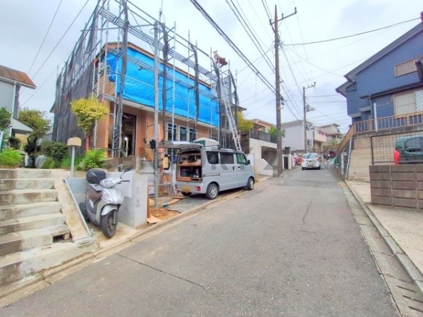 横浜市泉区白百合１丁目　新築一戸建て