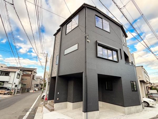 川崎市幸区東小倉　新築一戸建て