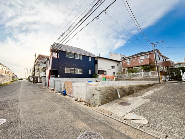 横浜市青葉区千草台　新築一戸建て