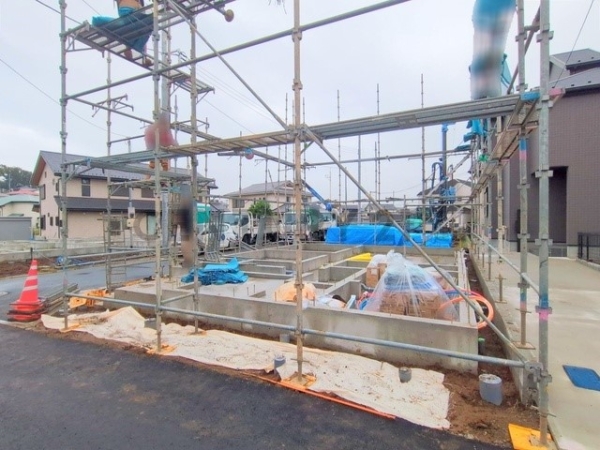 横浜市青葉区大場町　新築一戸建て