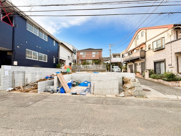 横浜市青葉区千草台　新築一戸建て