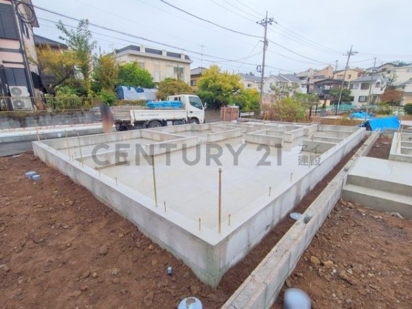 横浜市青葉区大場町　新築一戸建て