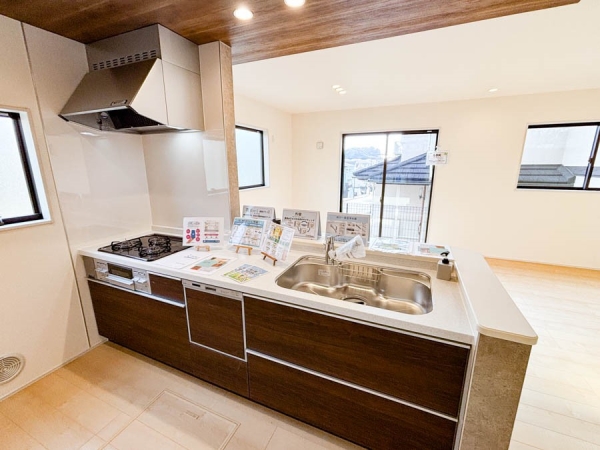 横浜市青葉区すすき野１丁目　新築一戸建て